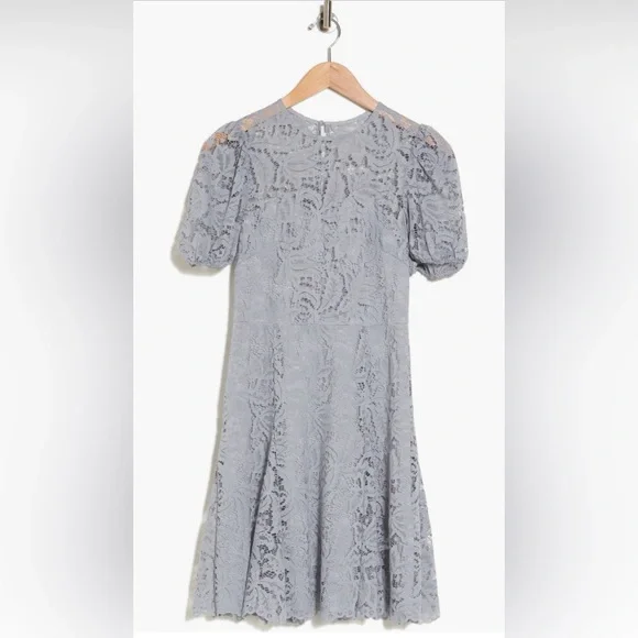 NWT Vince Camuto Lace‎ Puff Sleeve Fit & Flare Dress Size 12 - Picture 3 of 3